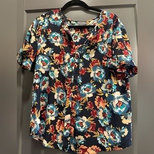 Van Heusen short sleeve multicolor floral ruffle sleeve blouse